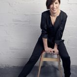 Virginia Yagüe con una silla