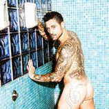 Pascual Fernández ('Supervivientes') toma una ducha desnudo en una sauna gay
