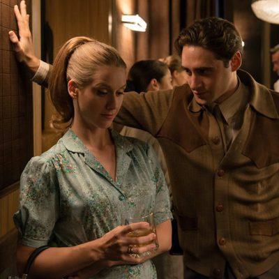 Jonás y Luisa en 'Velvet'