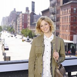 Analeigh Tipton es Dana en 'Manhattan Love Story'