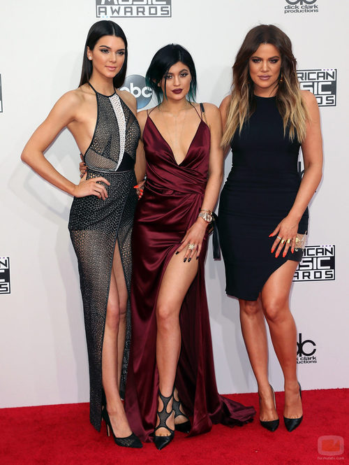 Khloe Kardashian, Kylie Jenner and Kendall Jenner en los American Music Awards 2014