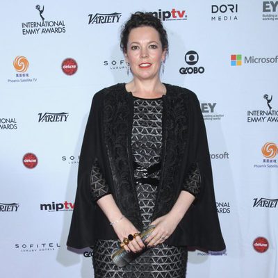 Olivia Colman en los Emmy Internacional 2014