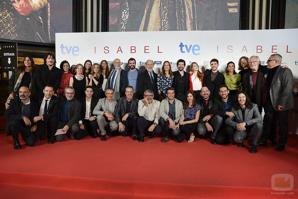 El equipo de 'Isabel' despiden la serie