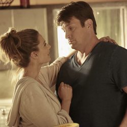 Richard y Beckett viven juntos en la séptima temporada de 'Castle'