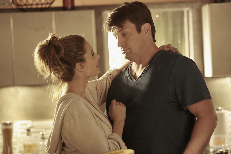 Richard y Beckett viven juntos en la séptima temporada de 'Castle'