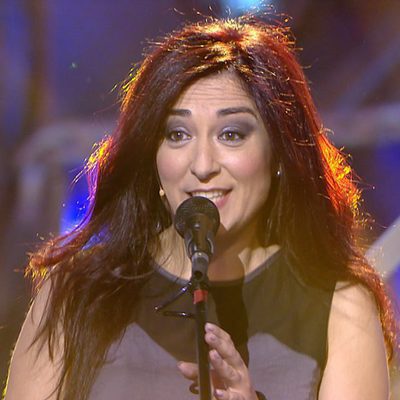 Ángeles Muñoz integrante del grupo Camela canta en 'Killer Karaoke'