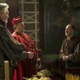 Sátur es elegido por el Rey para probar una máquina para volar en 'Águla Roja'