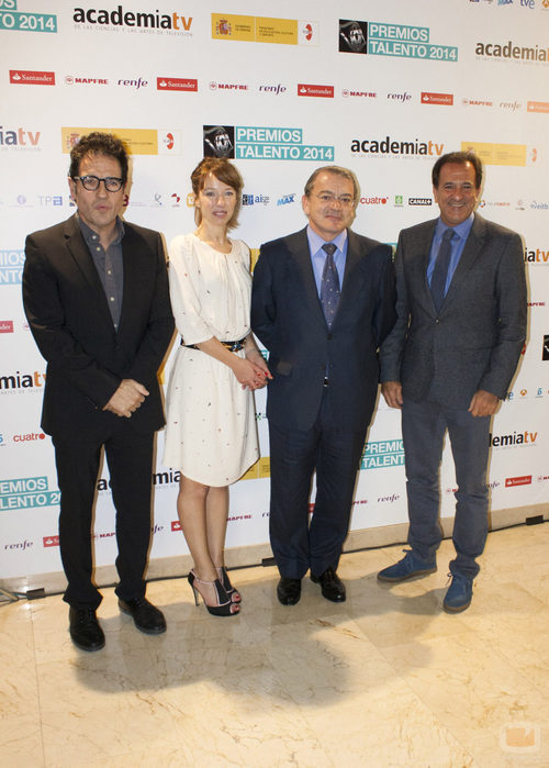 Daniel Écija, Pilar Nadal, José Ramón Diez y José Miguel Contreras en los premios Talento 2014