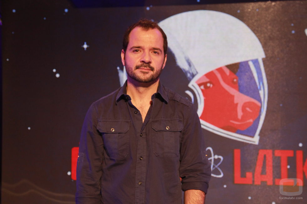 Ángel Martín conduce 'Órbita Laika'