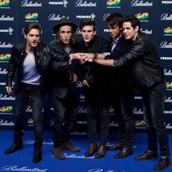 DVicio en el photocall de de los Premios 40 Principales 2014 