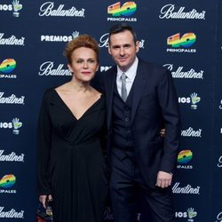 Antonia San Juan y Luis Miguel Segui en el photocall de los Premios 40 Principales 2014 