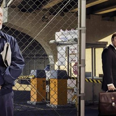 Jonathan Banks y Bob Odenkirk en una imagen promocional de 'Better Call Saul'