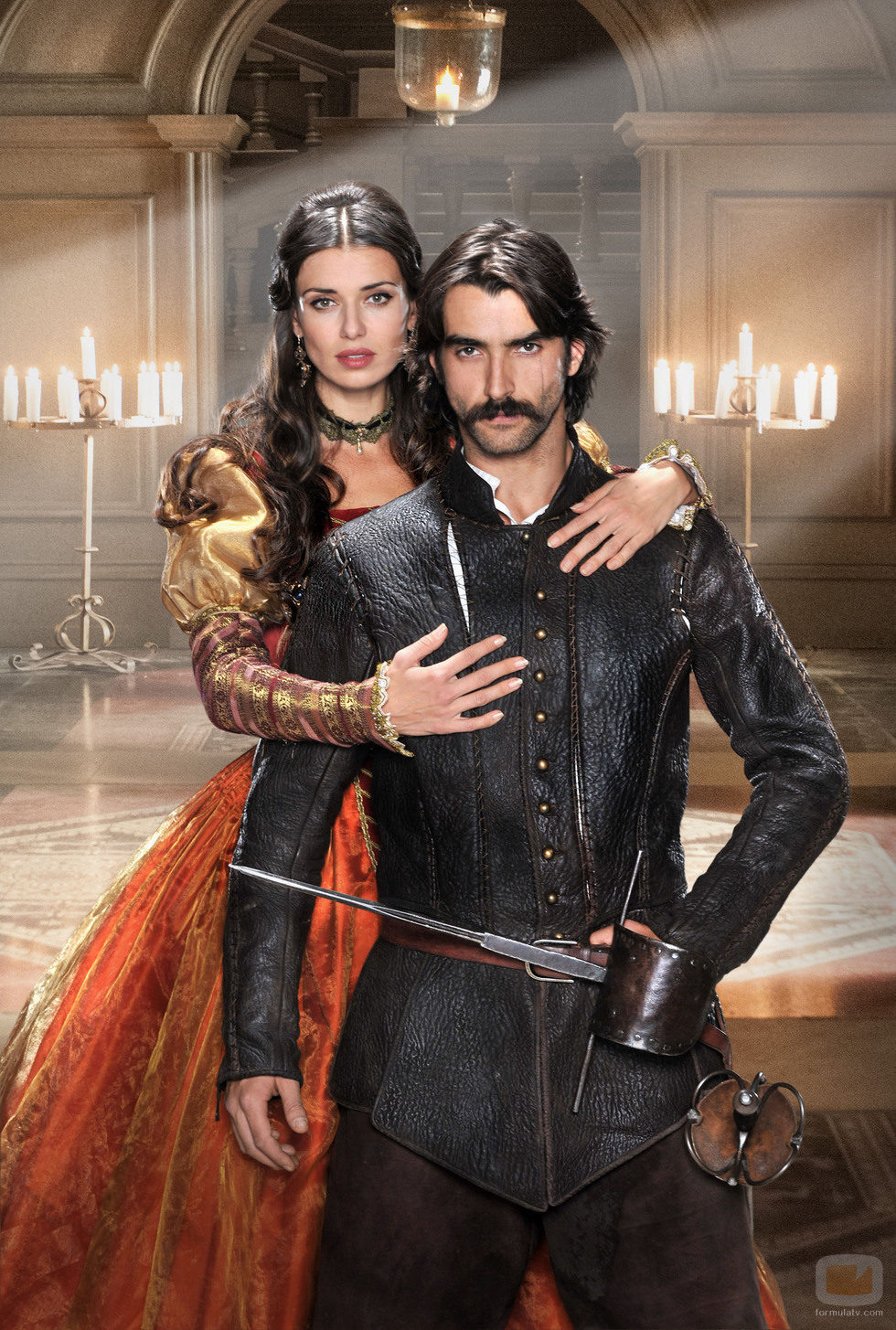 Aitor Luna y Natasha Yarovenko en 'Las aventuras del capitán Alatriste'
