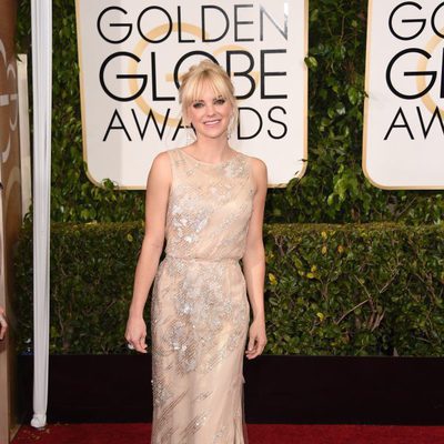 Anna Faris en los Globos de Oro 2015