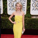 Naomi Watts en la alfombra roja de los Globos de Oro 2015