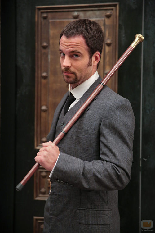 Carles Francino es 'Victor Ros', el protagonista