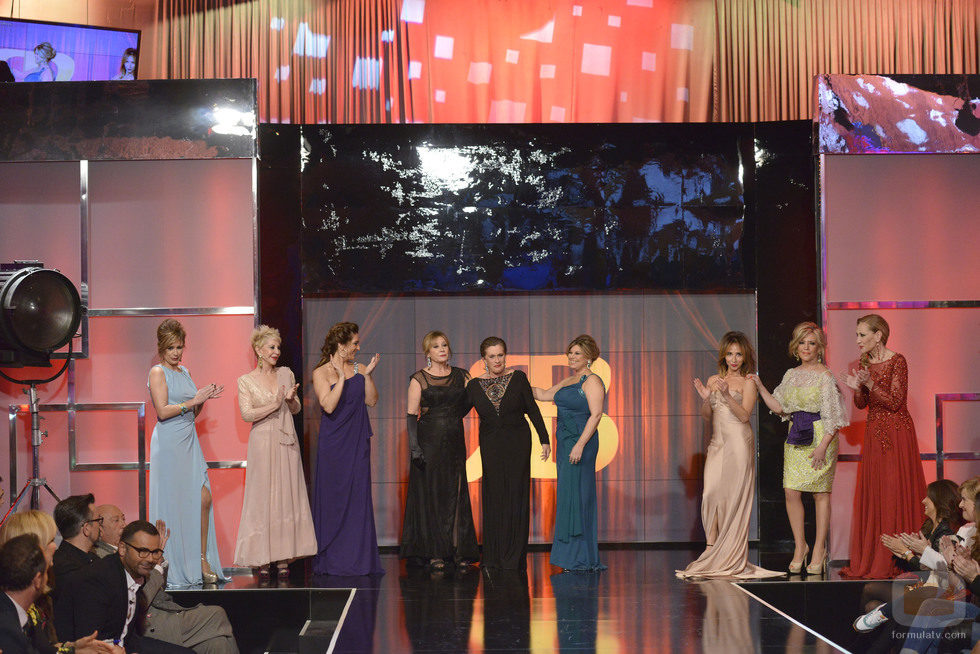 Desfile de largo en la 'Sálvame Fashion Week'