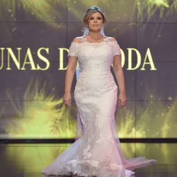 Terelu Campos, vestida de novia en la 'Sálvame Fashion Week'