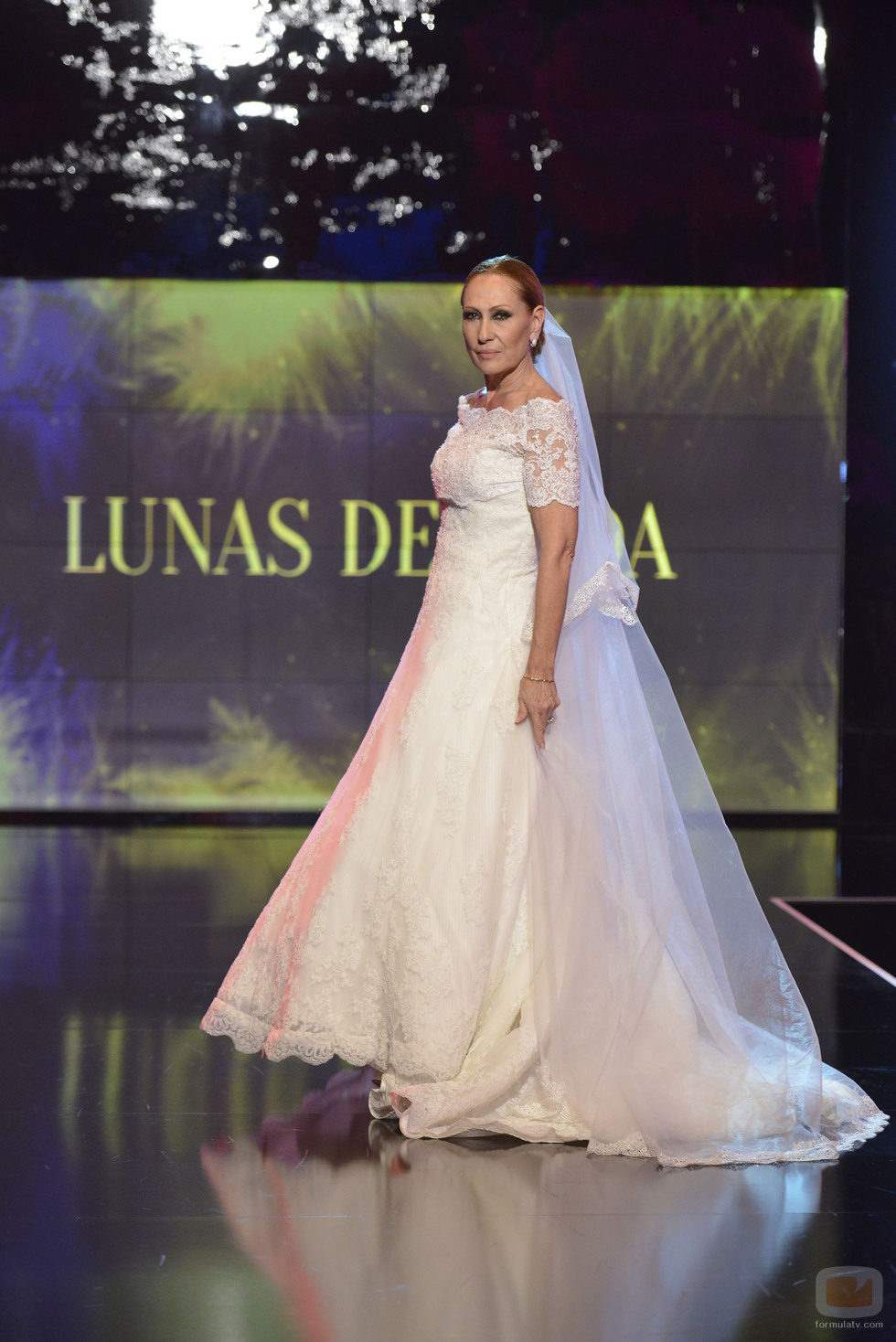 Rosa Benito, vestida de novia en la 'Sálvame Fashion Week'