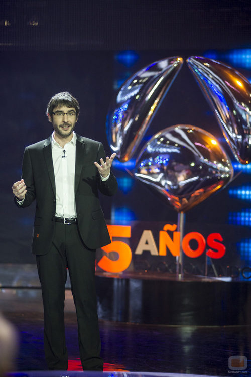 Juanra Bonet en la Gala del 25 Aniversario de Antena 3