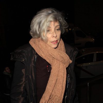 Kiti Mánver en el tanatorio tras la muerte de Amparo Baró