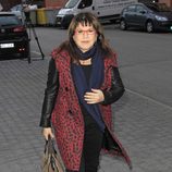 Loles León en el tanatorio tras la muerte de Amparo Baró