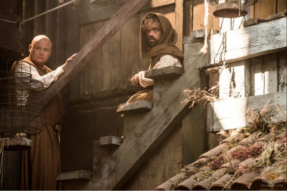 Conleth Hill es Varys y Peter Dinklage es Tyrion Lannister