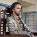Una nueva cara en la serie. Alexander Siddig es Doran Martell