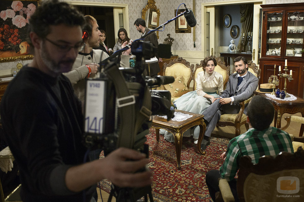 El equipo técnico de 'Acacias 38' en plena grabación de la serie