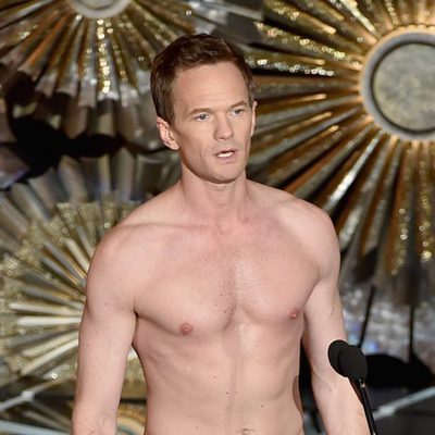 Neil Patrick Harris casi desnudo en la gala de los Oscar 2015