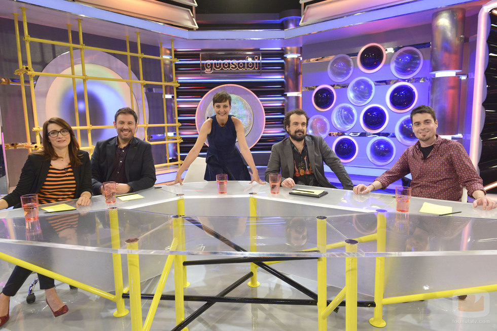 Eva Hache y los colaboradores de 'Guasabi'