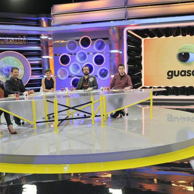 El equipo de 'Guasabi' en el plató