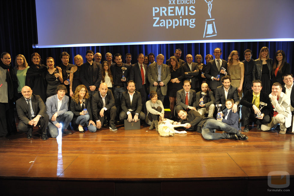 Foto familia de los XX Premios Zapping 2014