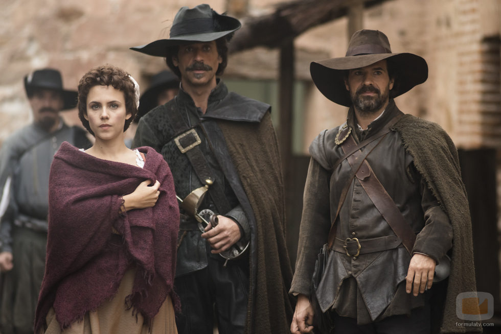 Aura Garrido, Nacho Fresneda y Rodolfo Sancho en el segundo episodio de 'El ministerio del tiempo'