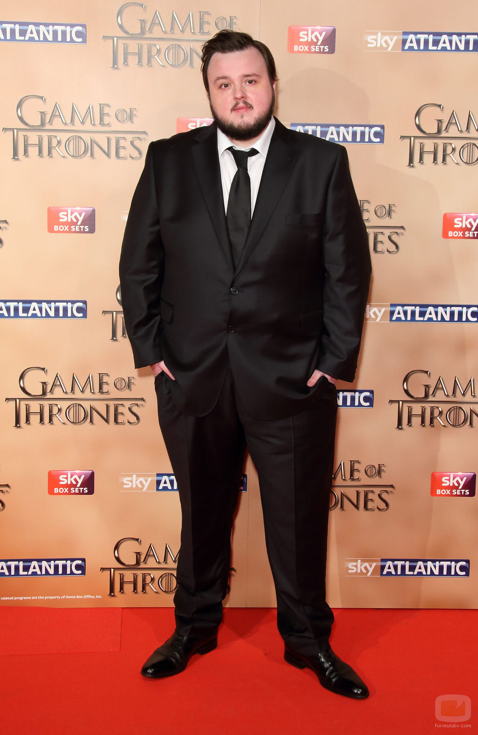 John Bradley-West en la premiere de la quinta temporada de 'Juego de tornos'