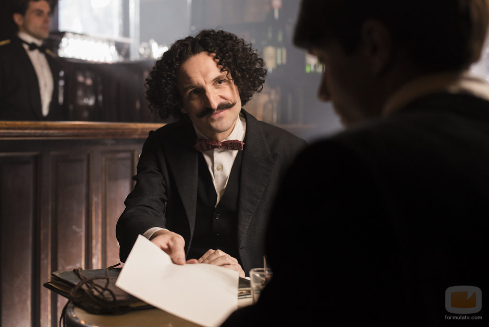 Velazquez en el quinto episodio de 'El ministerio del tiempo'