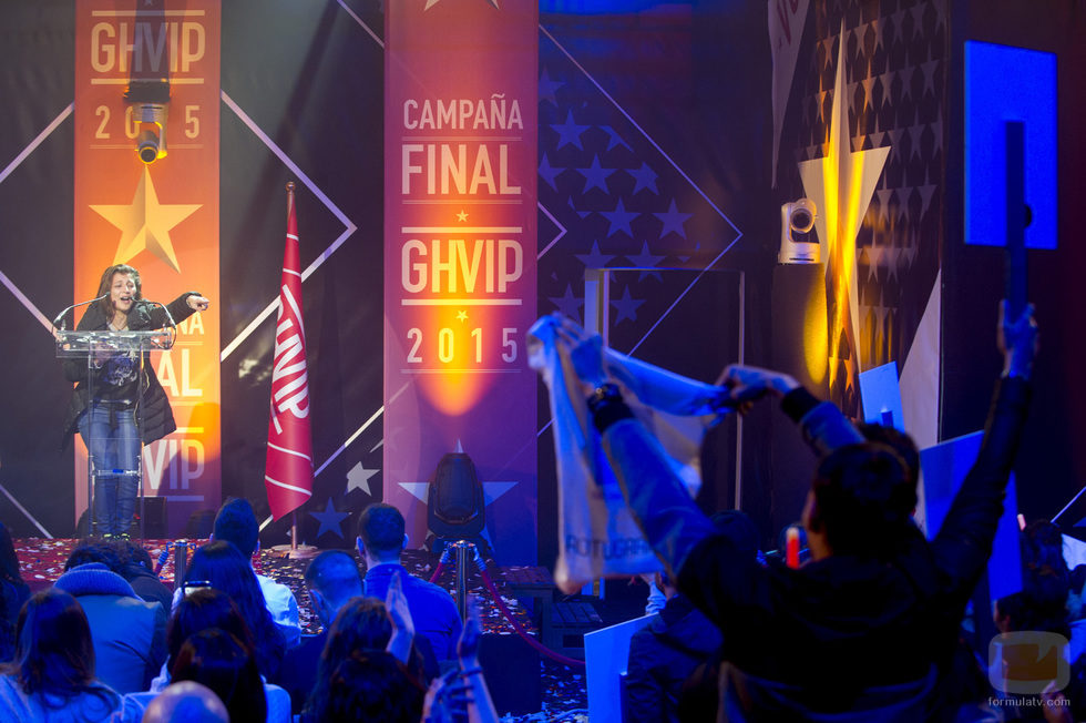 Aguasantas con sus fans en 'GH VIP 3'
