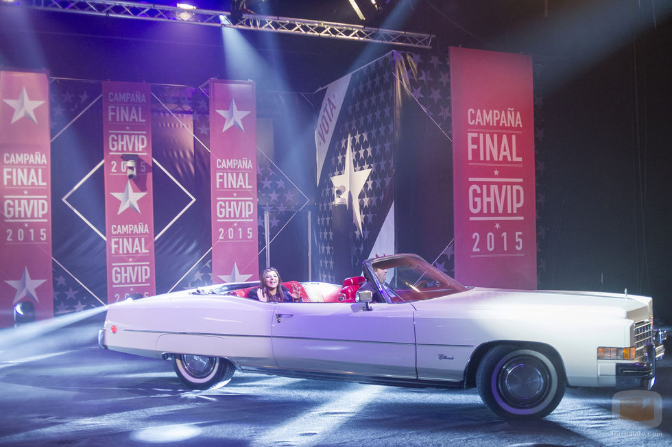 Aguasantas yendo a plató en la final de 'GH VIP 3'