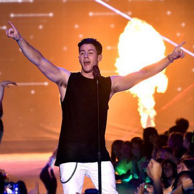 Nick Jonas en los Nickelodeon's 28th Annual Kids' Choice Awards