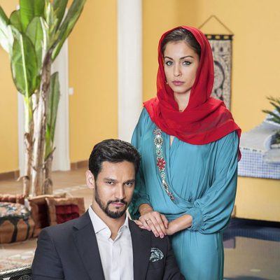 Stany Coppet y Hiba Abouk en la segunda temporada de 'El Príncipe'
