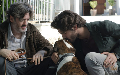 Bosco, Ruso y Víctor en el primer episodio de 'Bajo sospecha'