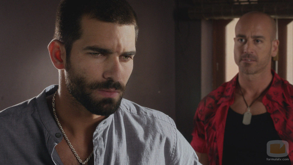Ruben Cortada durante el segundo capítulo de la segunda temporada de 'El príncipe'