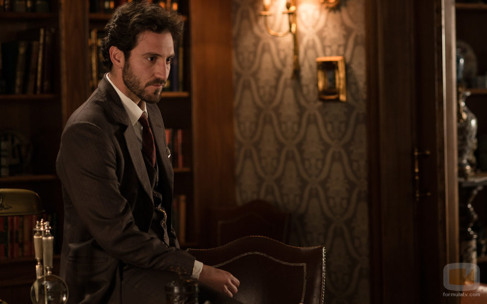 Álex Gadea durante un capítulo de 'Seis hermanas'