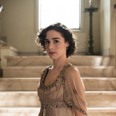 Candela Serrat en una imagen promocional de 'Seis hermanas'