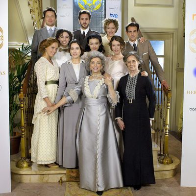 Reparto completo de 'Seis hermanas'