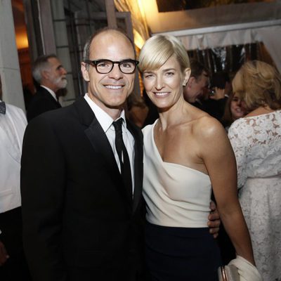 Michael Kelly y su mujer durante la Cena de Corresponsales de la Casa Blanca