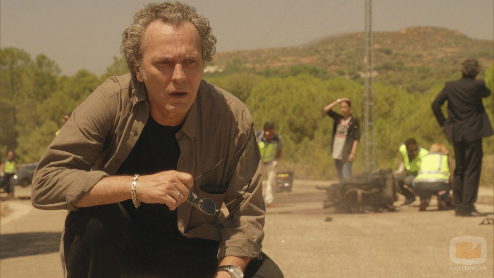 El agente Fran en el tercer capítulo de la segunda temporada de 'El Príncipe'