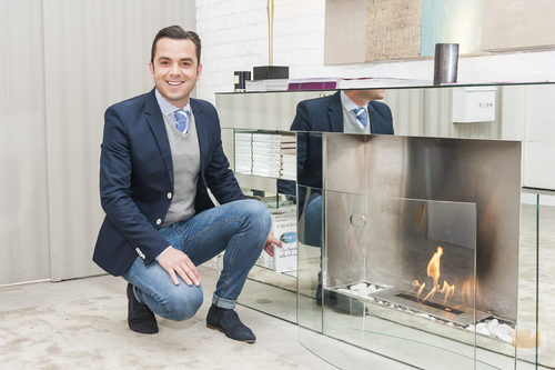 Manuel Espejo en la presentación de nuevos espacios de Nova