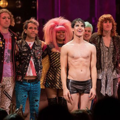 Darren Criss en el debut de "Hedwig And The Angry Inch"