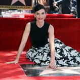 Julianna Margulies recibe la estrella en el Paseo de la Fama de Hollywood